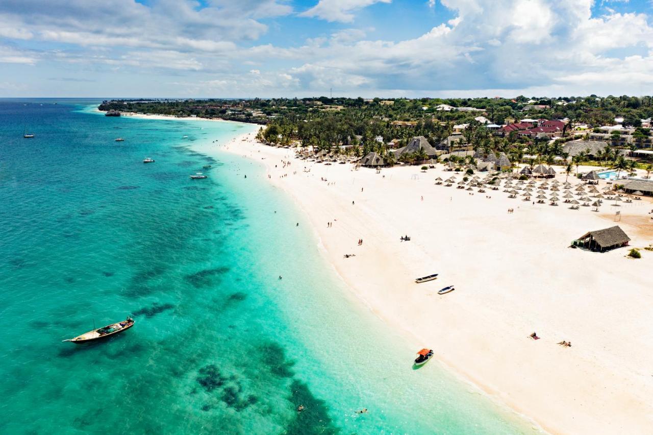 Gold Zanzibar Beach House & Spa Kendwa Esterno foto