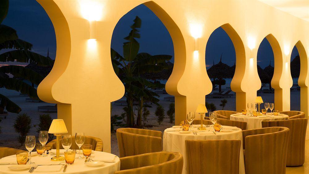 Gold Zanzibar Beach House & Spa Kendwa Esterno foto